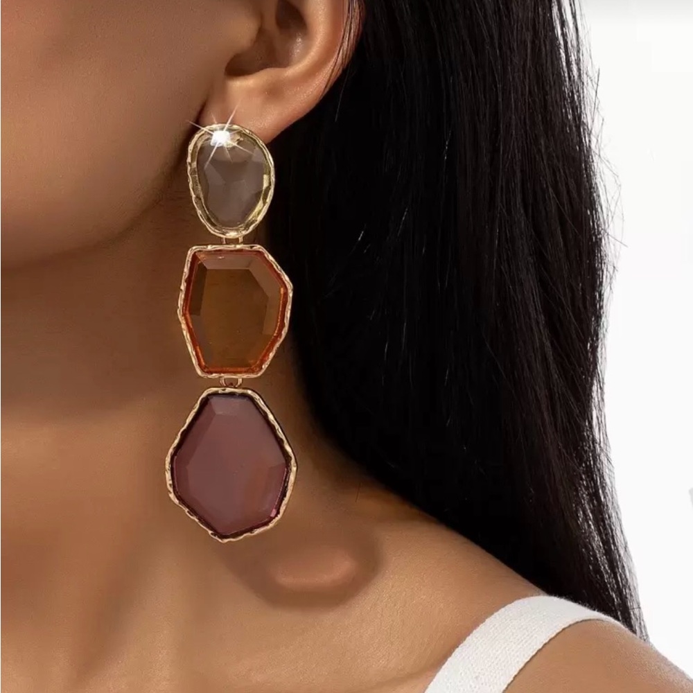 Elegant Multicolor Geometric Drop Earrings - Picture 2 of 4